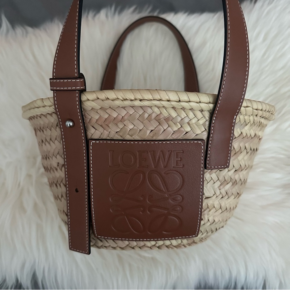 Loewe Small Basket bag in palm leaf and calfskin - excellent condition